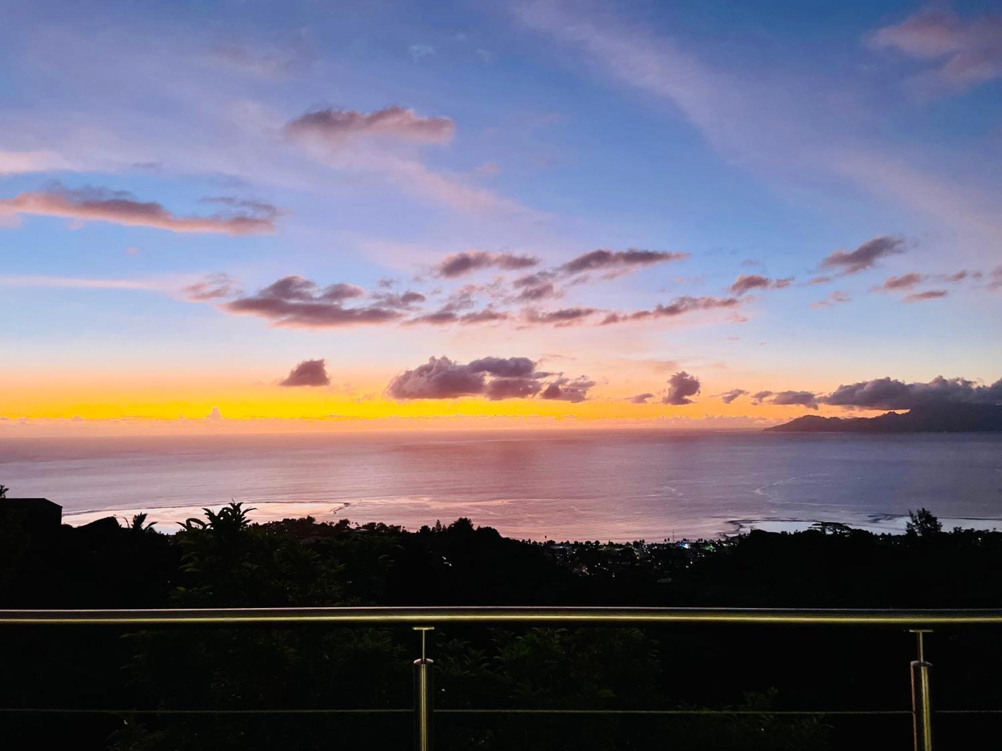 Tahiti Moeatama : Villa Nui Avec Piscine Privee Papeete  Kültér fotó